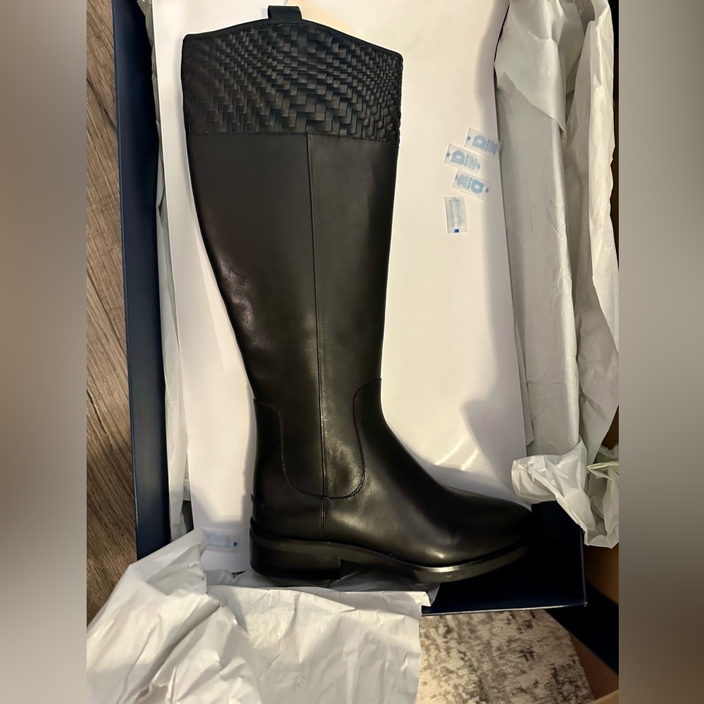 NEW COLE HAAN HAMPSHIRE BOOTS SZ 8.5